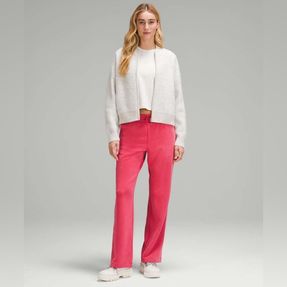 NWT Lululemon Softstreme Pant 31”
